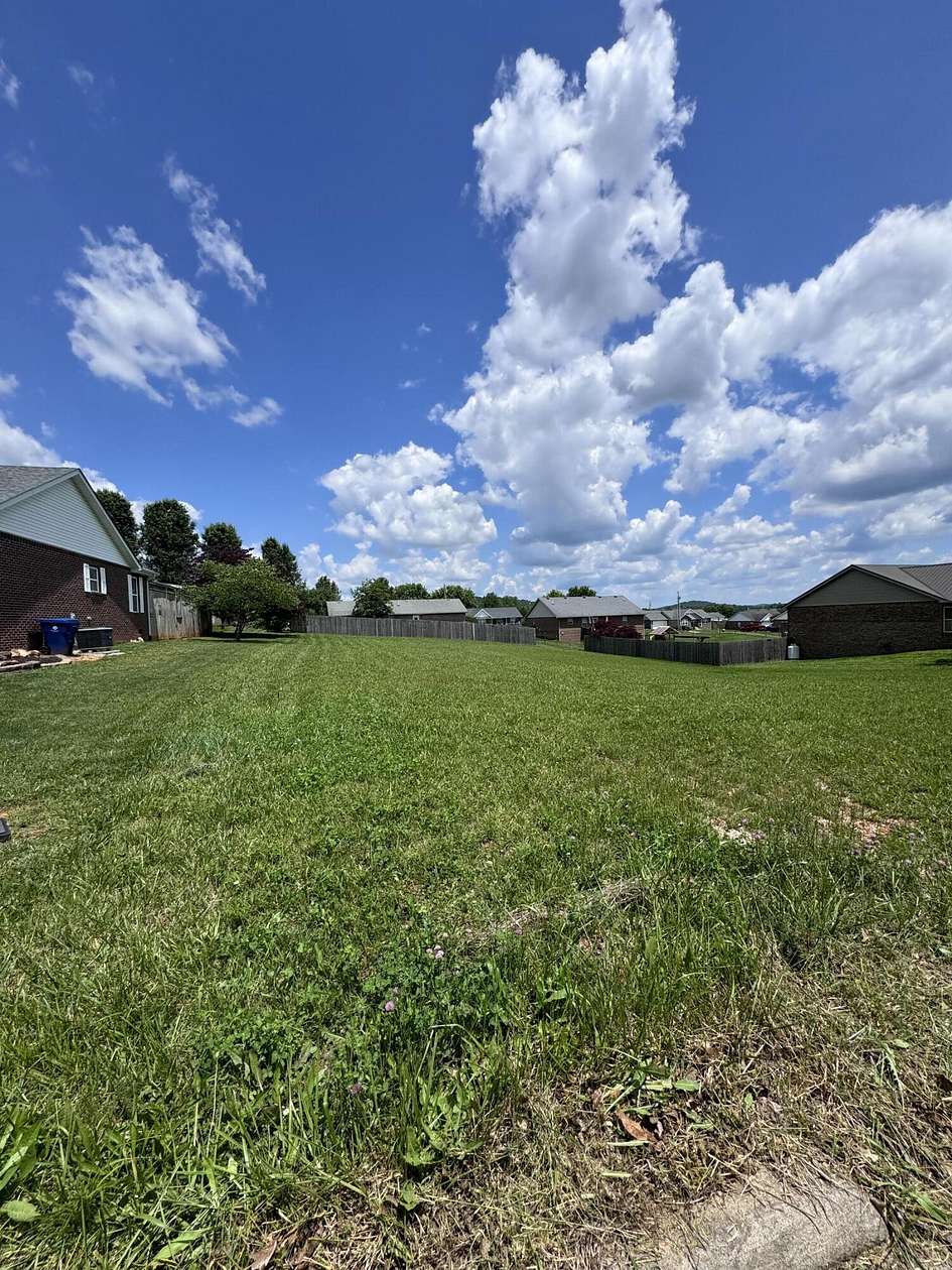 0.35 Acres of Residential Land for Sale in Somerset, Kentucky