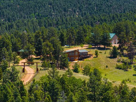 38.95 Acres of Land with Home for Sale in Florissant, Colorado