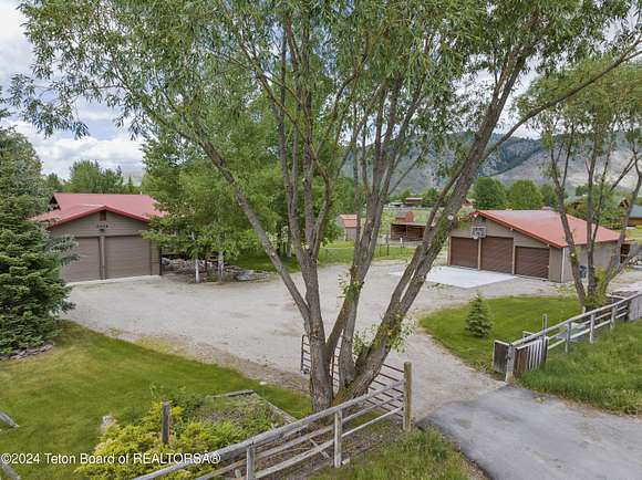 2.5 Acres of Residential Land with Home for Sale in Jackson, Wyoming