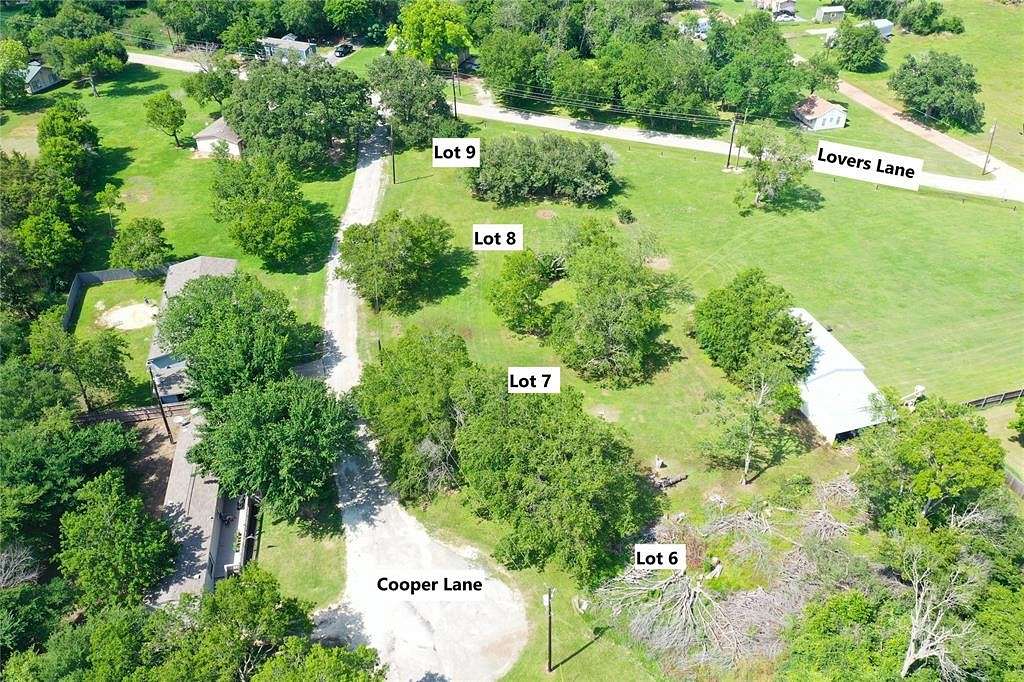 1.1 Acres of Land for Sale in Fairfield, Texas