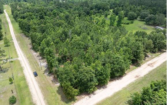 4 Acres of Residential Land for Sale in Lee, Florida