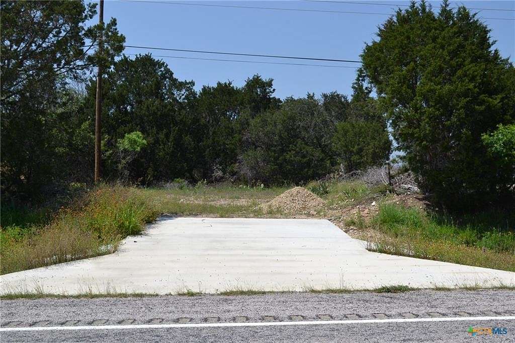 5 Acres of Residential Land for Sale in Kempner, Texas