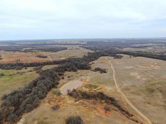 788 Acres of Land with Home for Sale in Ringling, Oklahoma