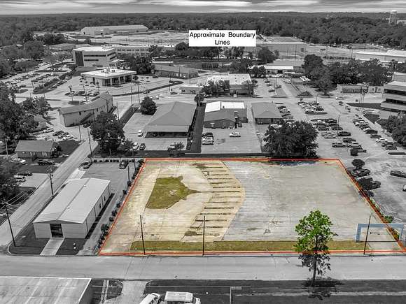 0.95 Acres of Commercial Land for Sale in Lufkin, Texas