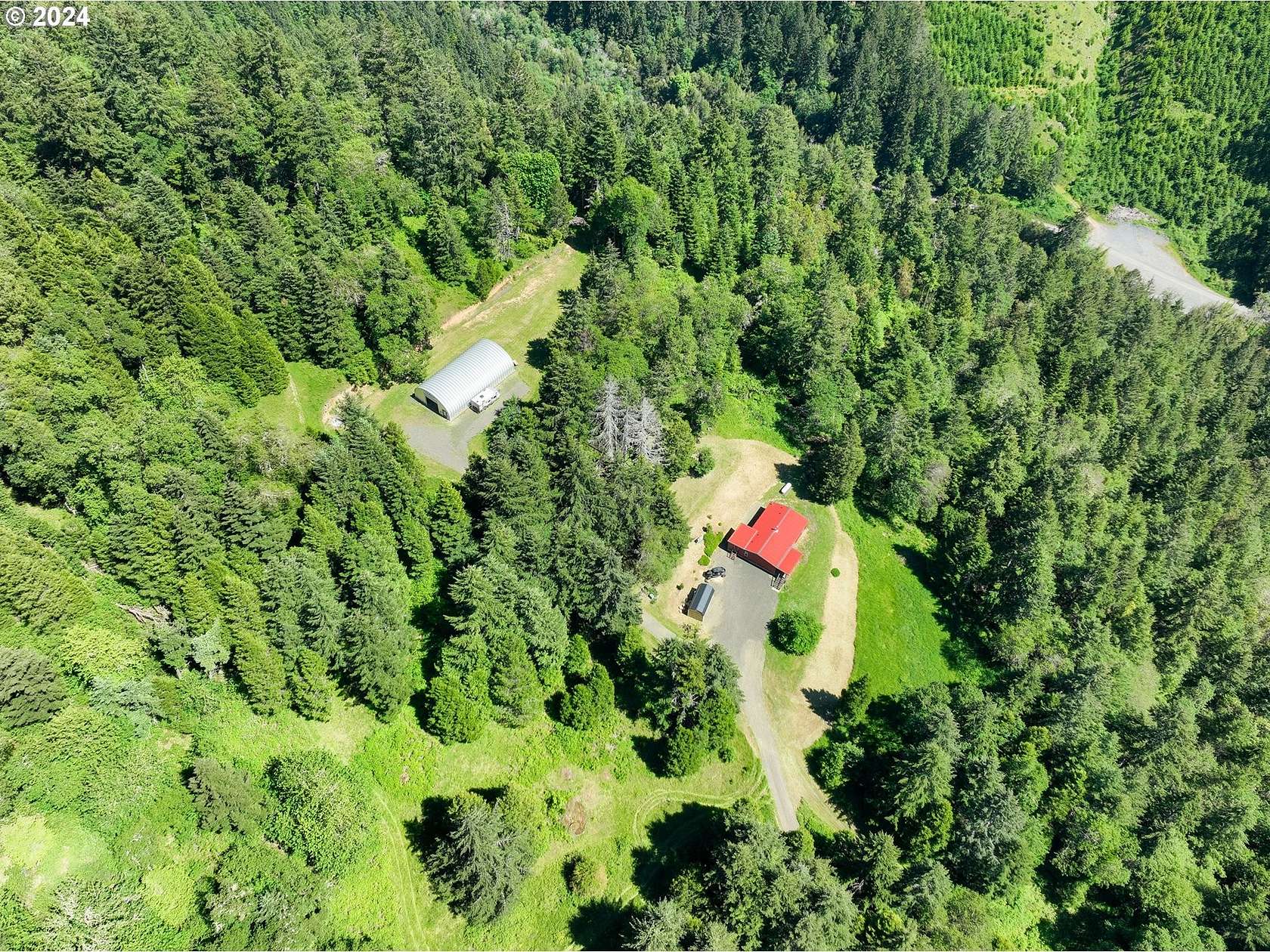 29.5 Acres of Land with Home for Sale in Oakland, Oregon