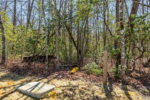 0.94 Acres of Residential Land for Sale in Cashiers, North Carolina