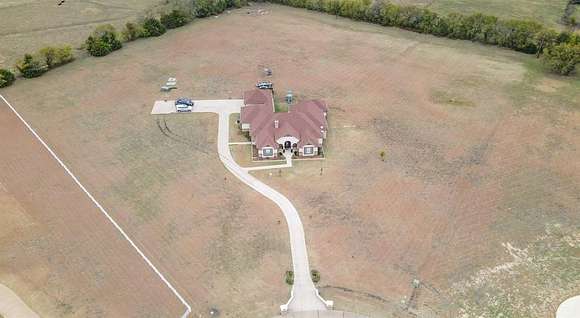 6.166 Acres of Land with Home for Sale in Red Oak, Texas