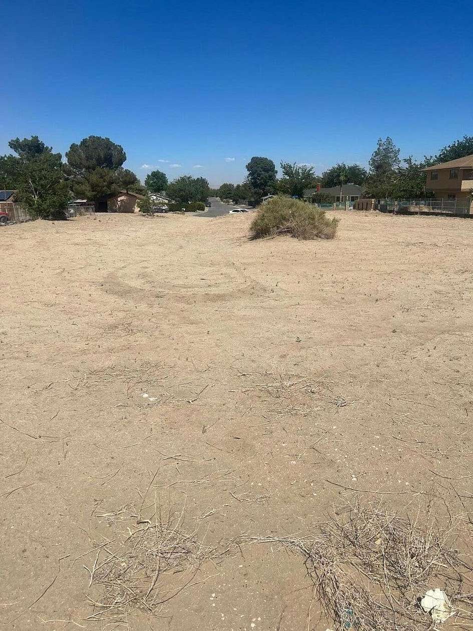 0.72 Acres of Residential Land for Sale in Palmdale, California