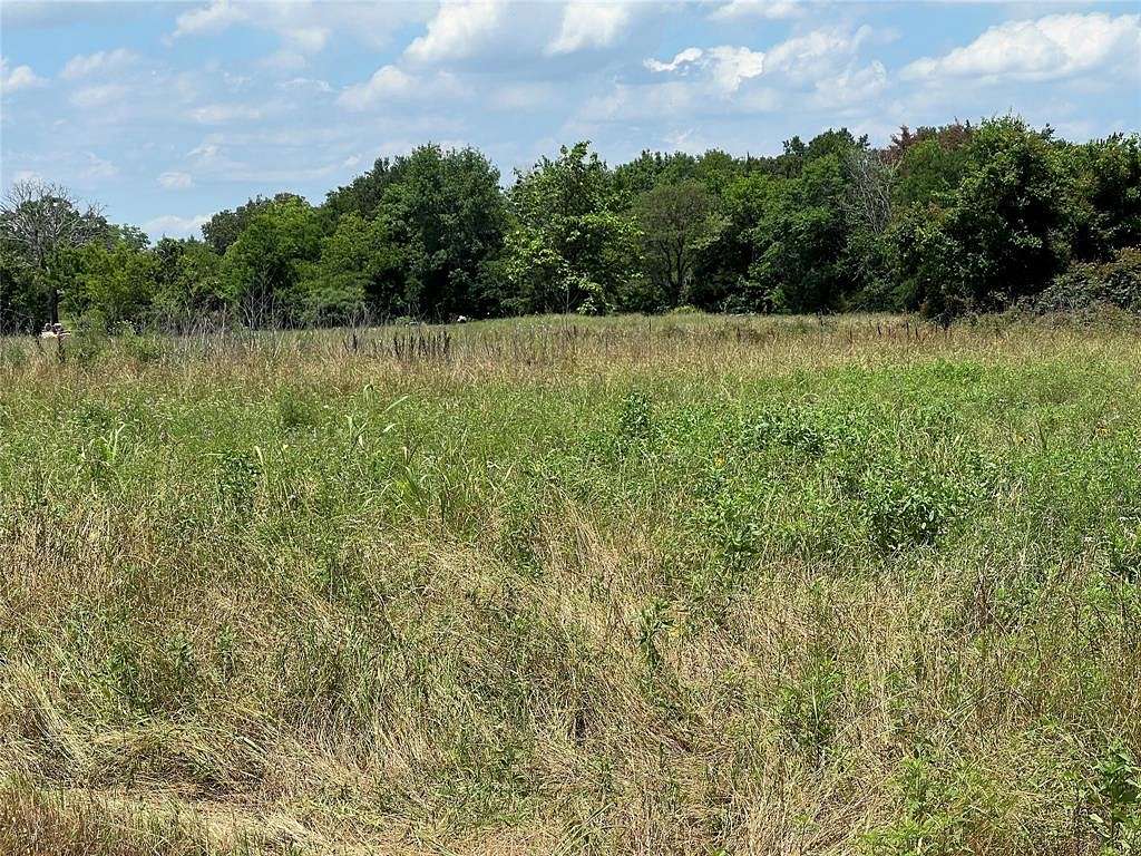 0.84 Acres of Residential Land for Sale in Terrell, Texas