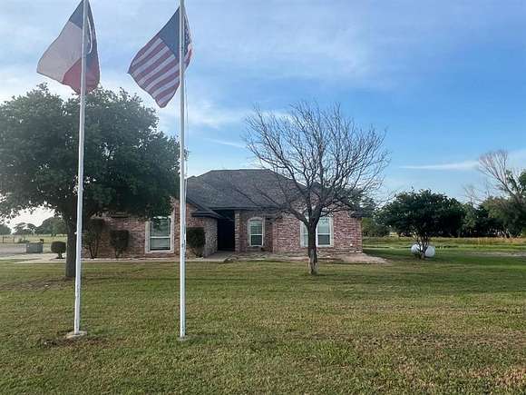 14.6 Acres of Land with Home for Sale in Whitney, Texas