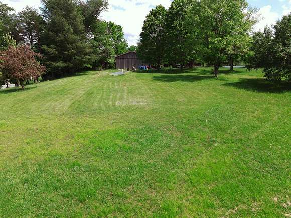 2.9 Acres of Residential Land for Sale in Monticello, Kentucky