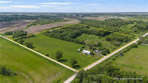 40 Acres of Land with Home for Sale in New Virginia, Iowa