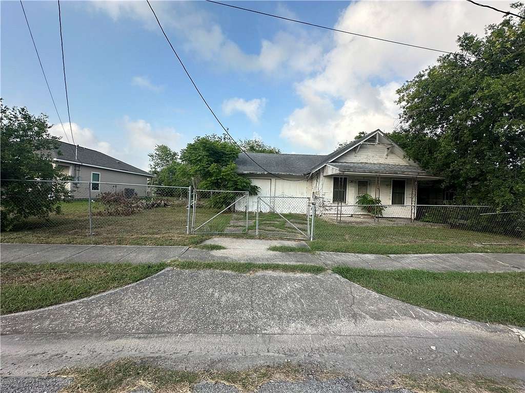 0.22 Acres of Improved Residential Land for Sale in Corpus Christi, Texas