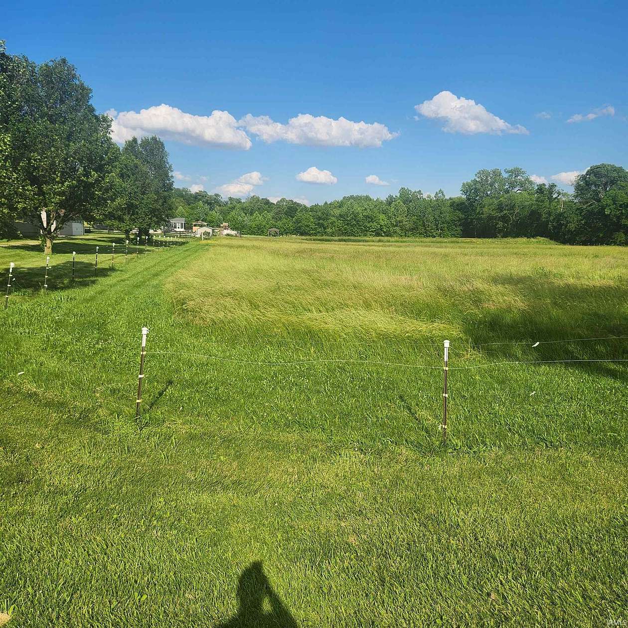4.4 Acres of Residential Land for Sale in Princeton, Indiana