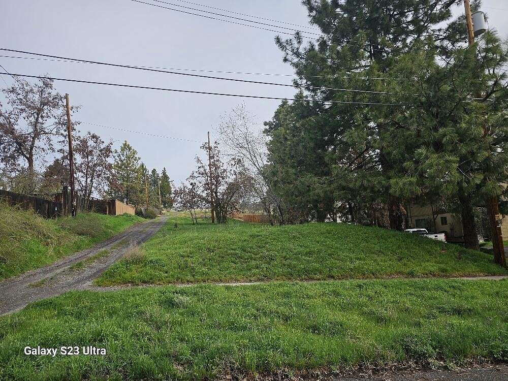 0.17 Acres of Residential Land for Sale in Klamath Falls, Oregon