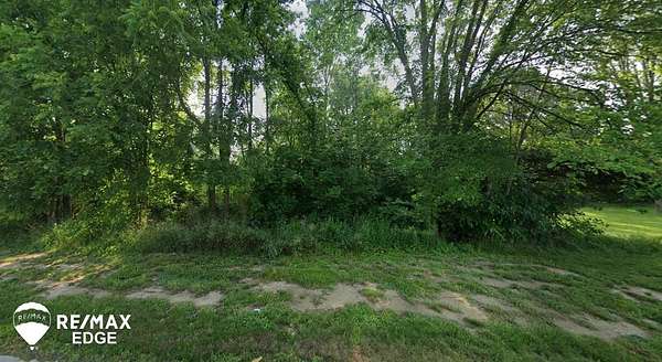 0.53 Acres of Residential Land for Sale in Flint, Michigan