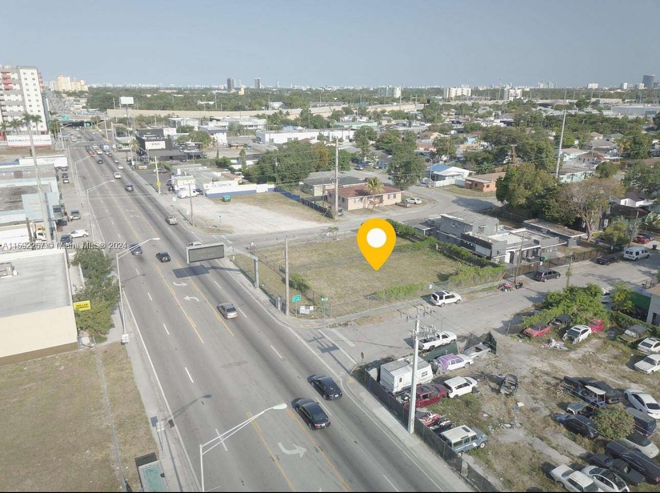 0.16 Acres of Commercial Land for Lease in Miami, Florida