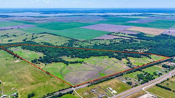183.638 Acres of Land for Sale in Kerens, Texas