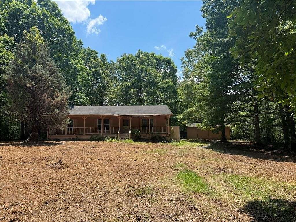 7 Acres of Residential Land with Home for Sale in Rockmart, Georgia