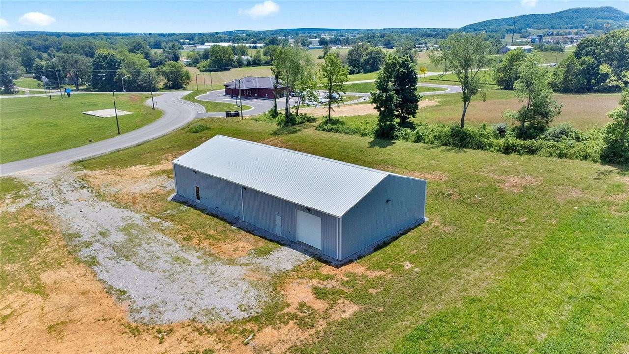 10.9 Acres of Commercial Land for Sale in Cave City, Kentucky