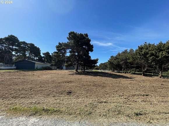 0.23 Acres of Residential Land for Sale in Bandon, Oregon