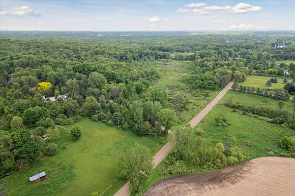 3 Acres of Residential Land for Sale in Pinckney, Michigan