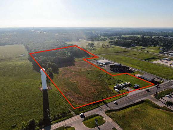 16.2 Acres of Commercial Land for Sale in Aurora, Missouri