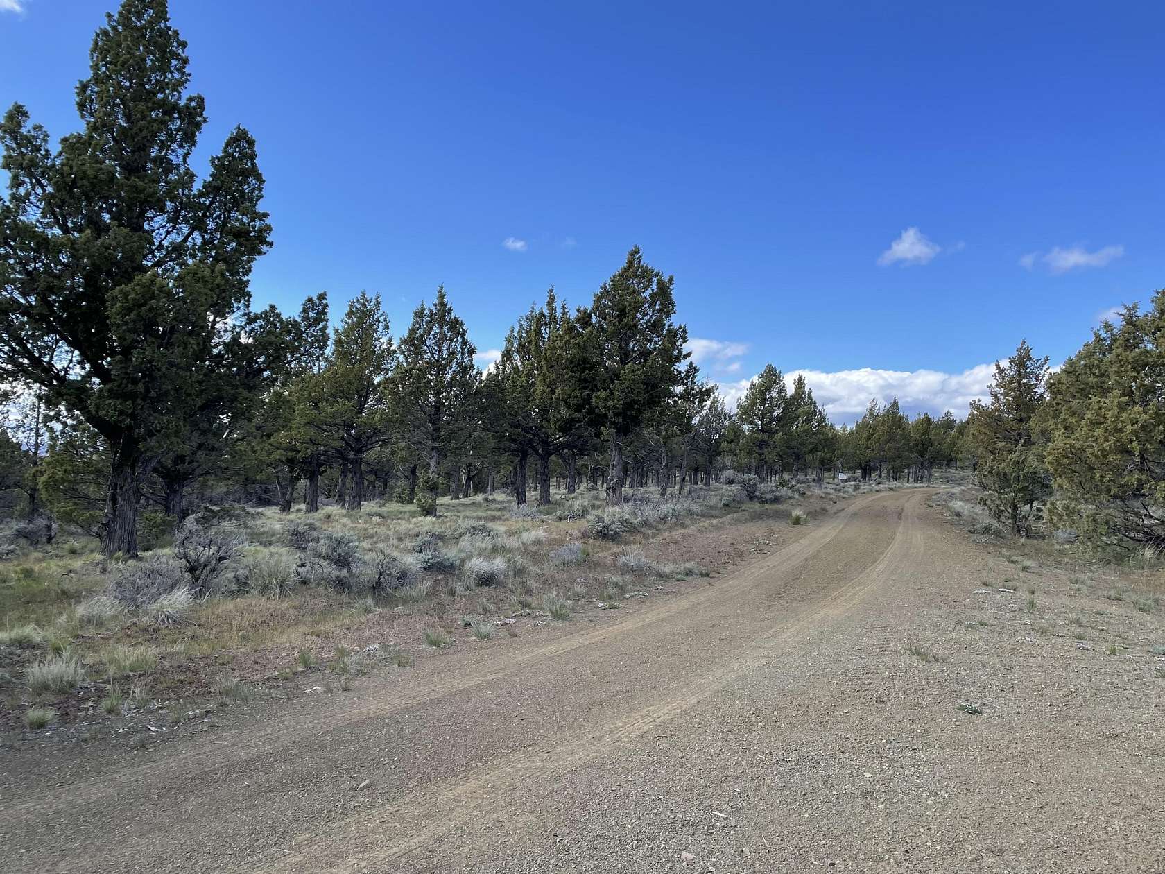 25 Acres of Agricultural Land for Sale in Prineville, Oregon