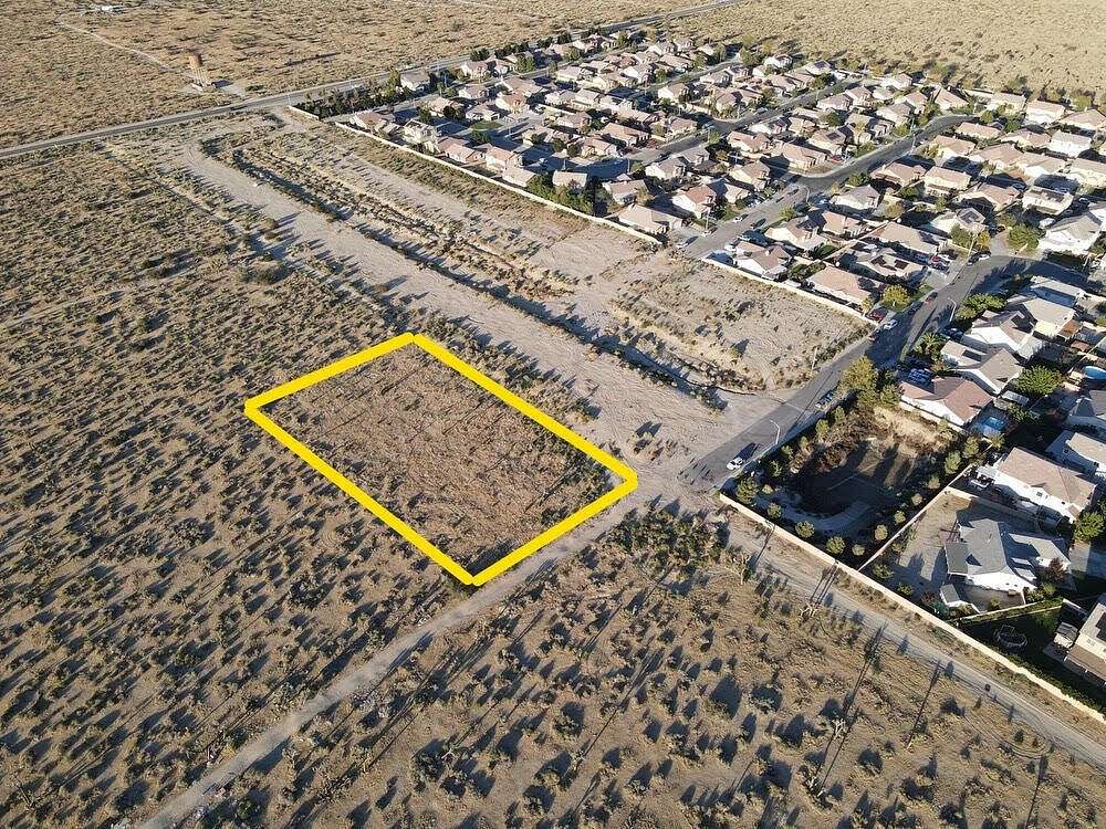 1.1 Acres of Land for Sale in Palmdale, California