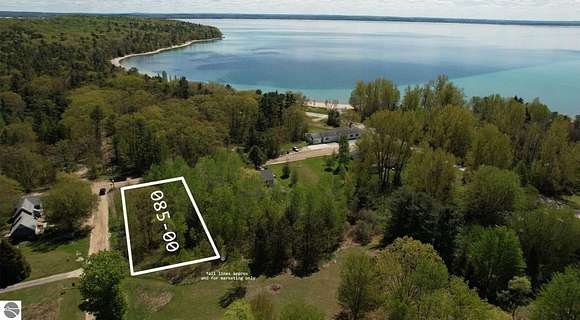 0.32 Acres of Land for Sale in Traverse City, Michigan