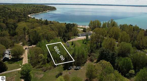 0.32 Acres of Land for Sale in Traverse City, Michigan