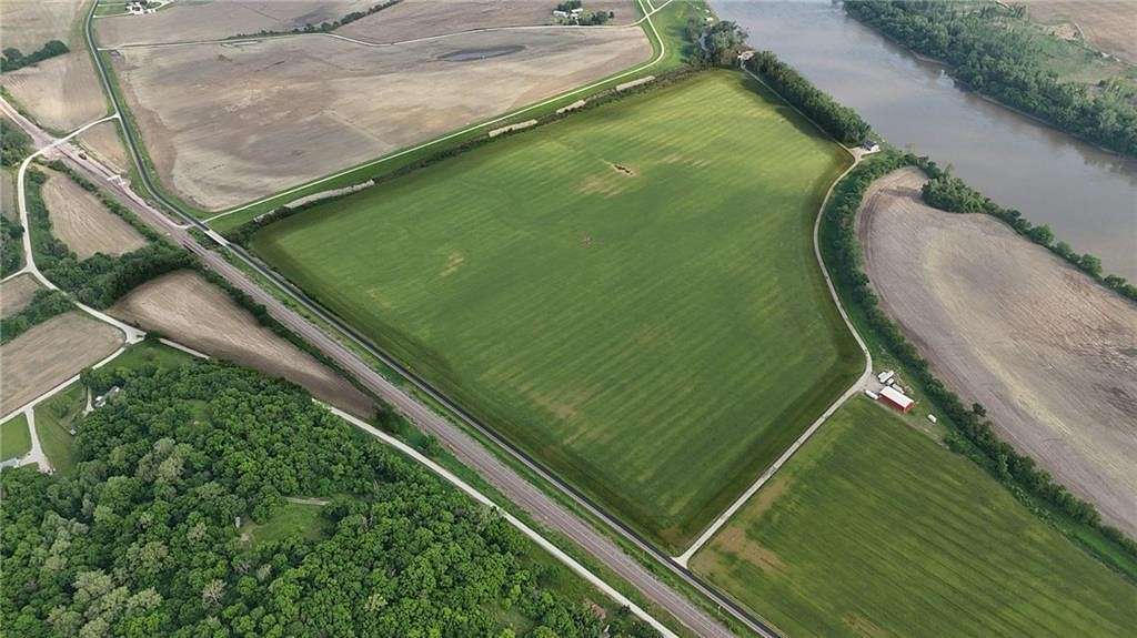 117.9 Acres of Agricultural Land for Sale in Amazonia, Missouri