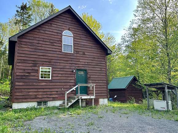 14 Acres of Land with Home for Sale in Morehouse Town, New York