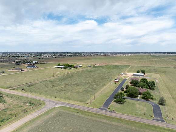 4.8 Acres of Residential Land for Sale in Canyon, Texas