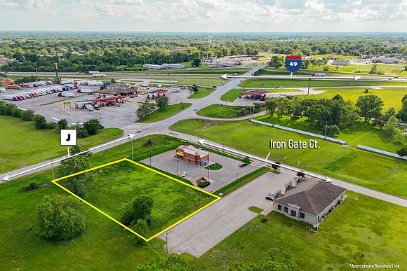 Commercial Land for Auction in Peculiar, Missouri