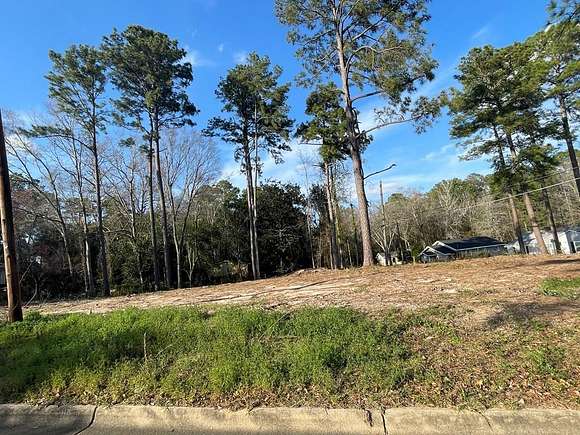 0.33 Acres of Residential Land for Sale in Dothan, Alabama