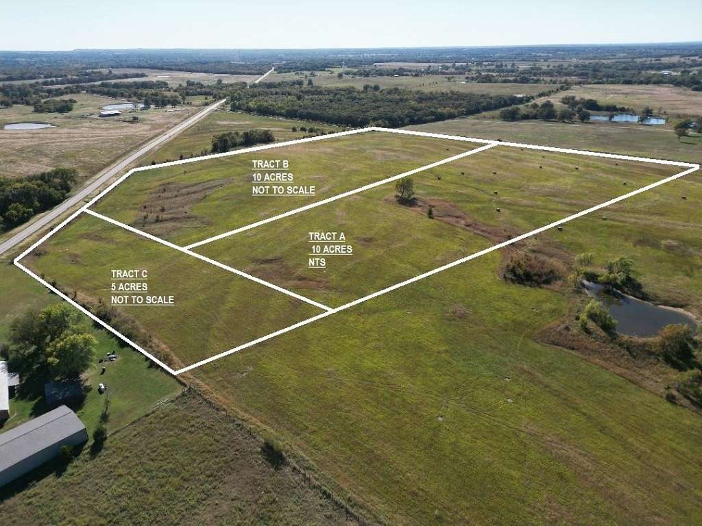 5 Acres of Land for Sale in Okemah, Oklahoma