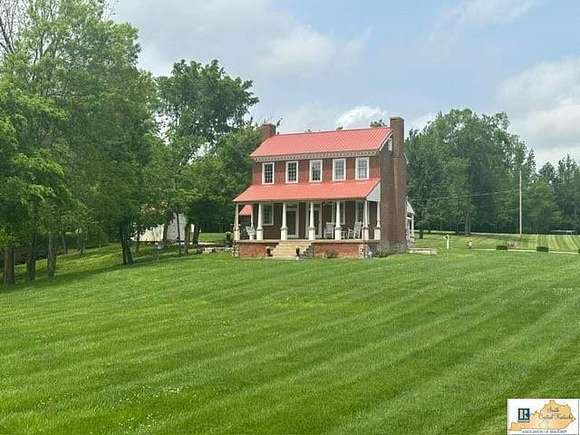 5 Acres of Residential Land with Home for Sale in Greensburg, Kentucky