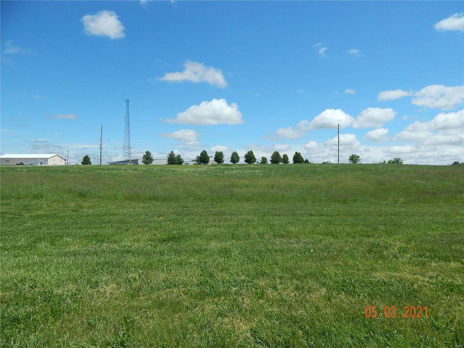 1.38 Acres of Residential Land for Sale in Waterloo, Illinois