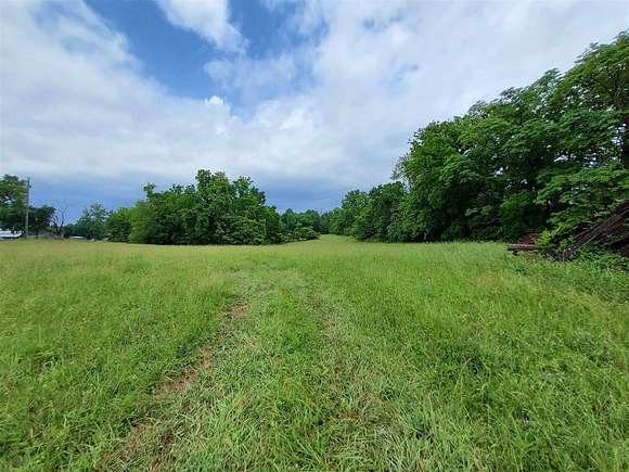 4 Acres of Residential Land for Sale in Edmonton, Kentucky
