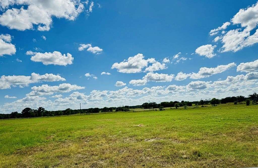 24.741 Acres of Land for Sale in Van, Texas