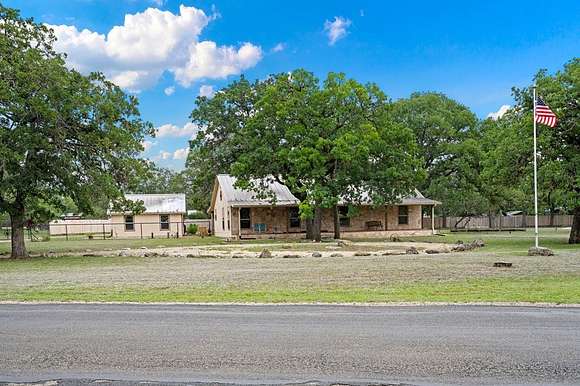 2 Acres of Residential Land with Home for Sale in Medina, Texas