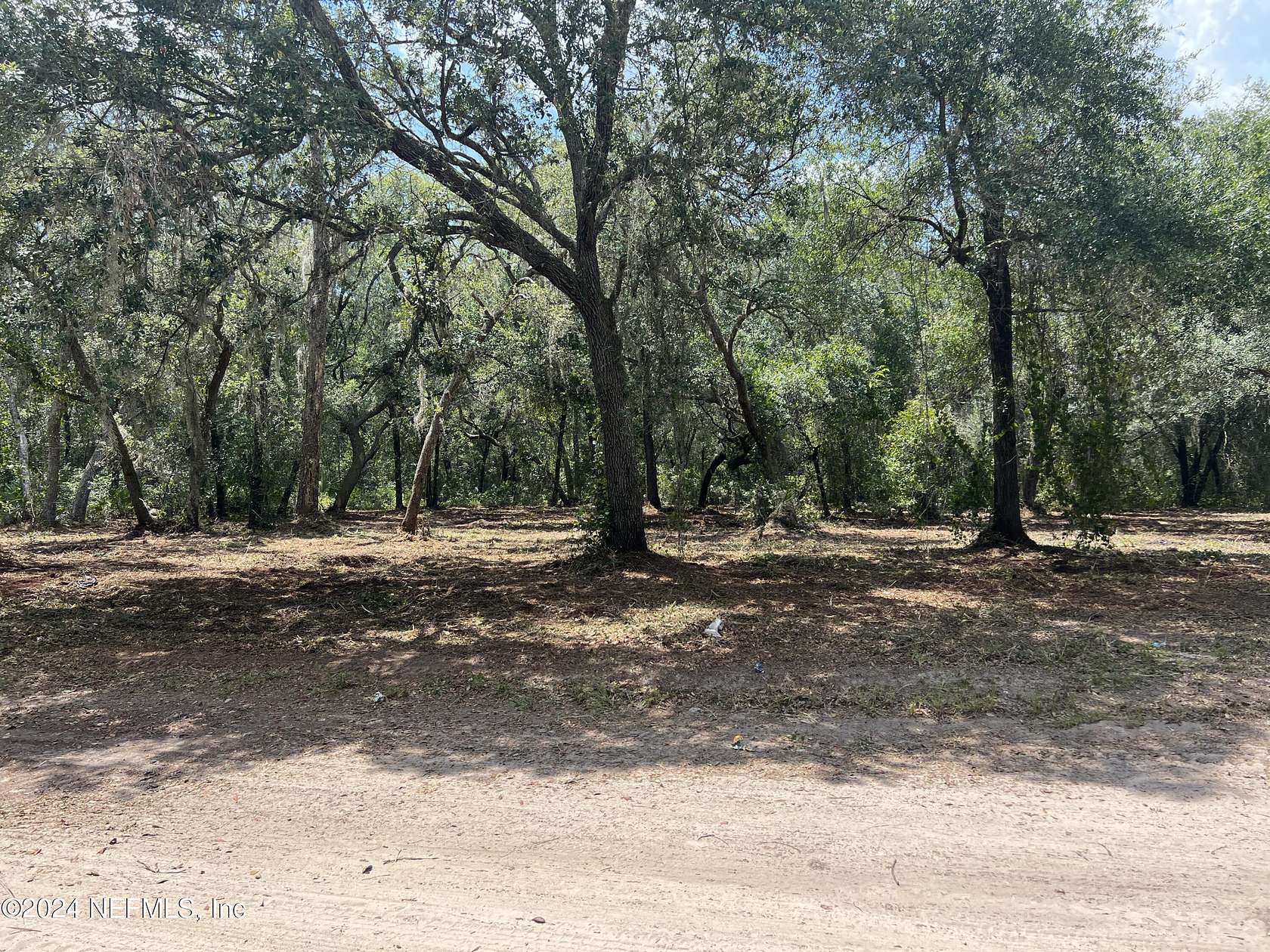 2 Acres of Residential Land for Sale in Melrose, Florida