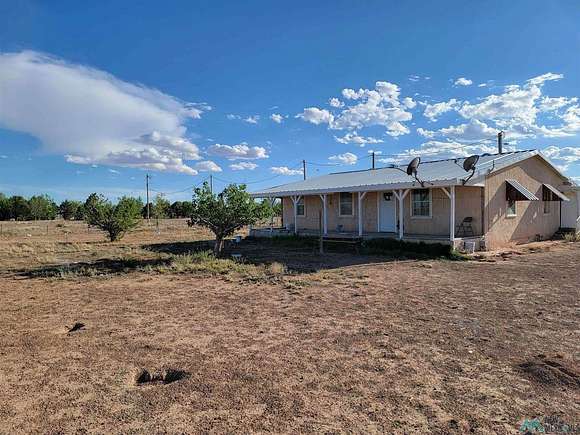 9.8 Acres of Residential Land with Home for Sale in Dexter, New Mexico