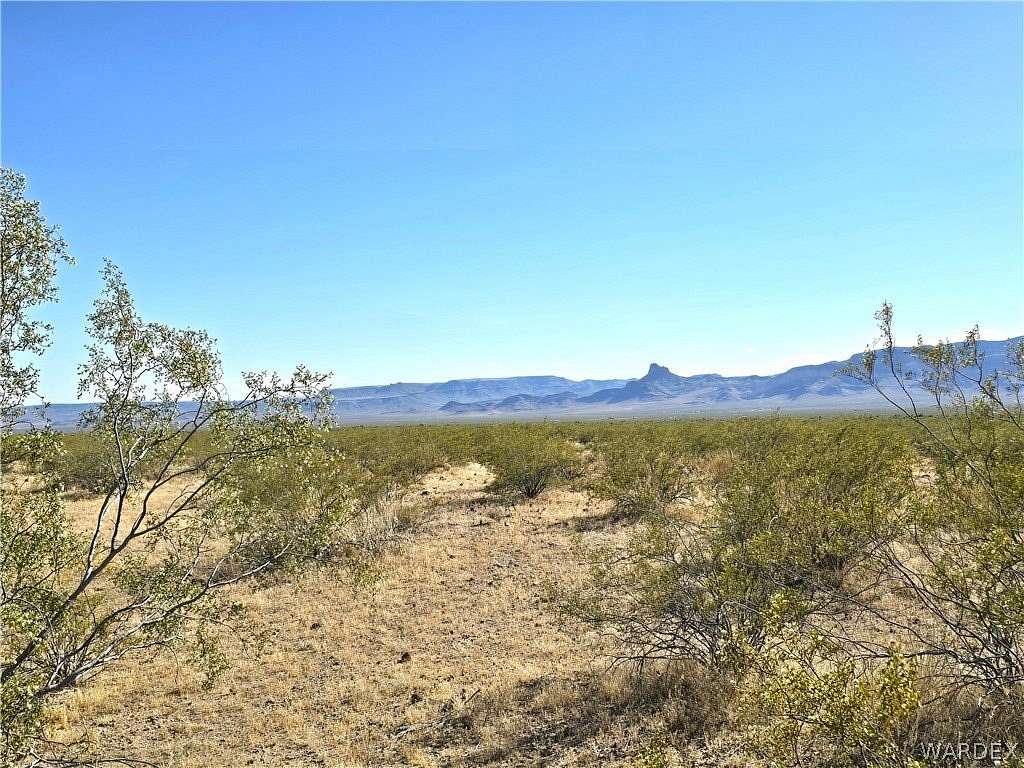37.7 Acres of Recreational Land for Sale in Golden Valley, Arizona