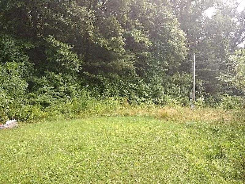 0.31 Acres of Residential Land for Sale in Pratt, West Virginia