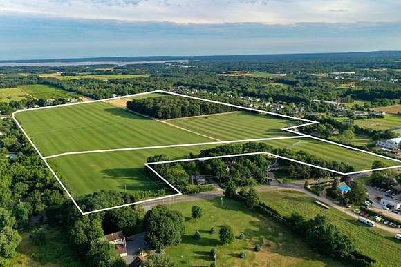71.8 Acres of Land for Sale in Aquebogue, New York