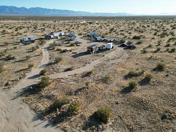 2.7 Acres of Improved Residential Land for Sale in Palmdale, California