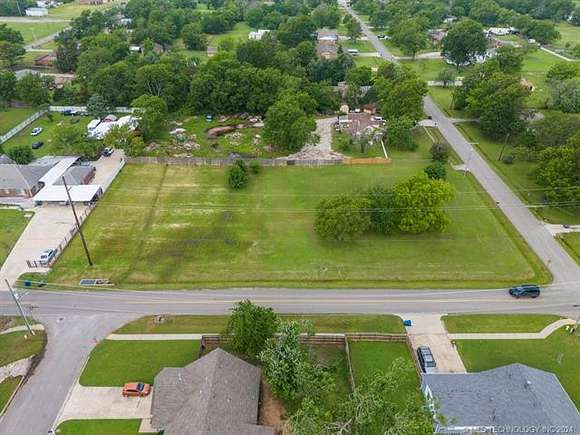 1.1 Acres of Residential Land for Sale in Tulsa, Oklahoma