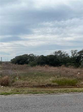 1.29 Acres of Land for Sale in Rockport, Texas